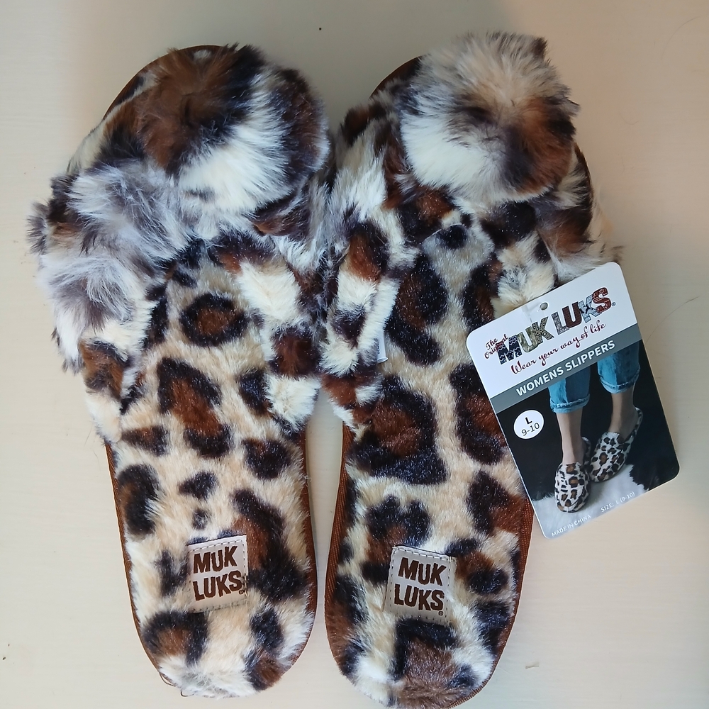 Muk Luks Furry Leopard Women's Slippers